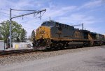 CSX 7263 leads M218